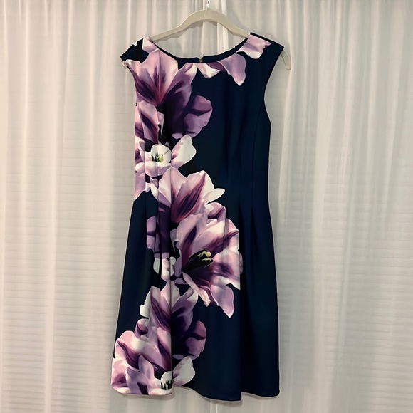 Vince Camuto Dresses & Skirts - Cocktail dress